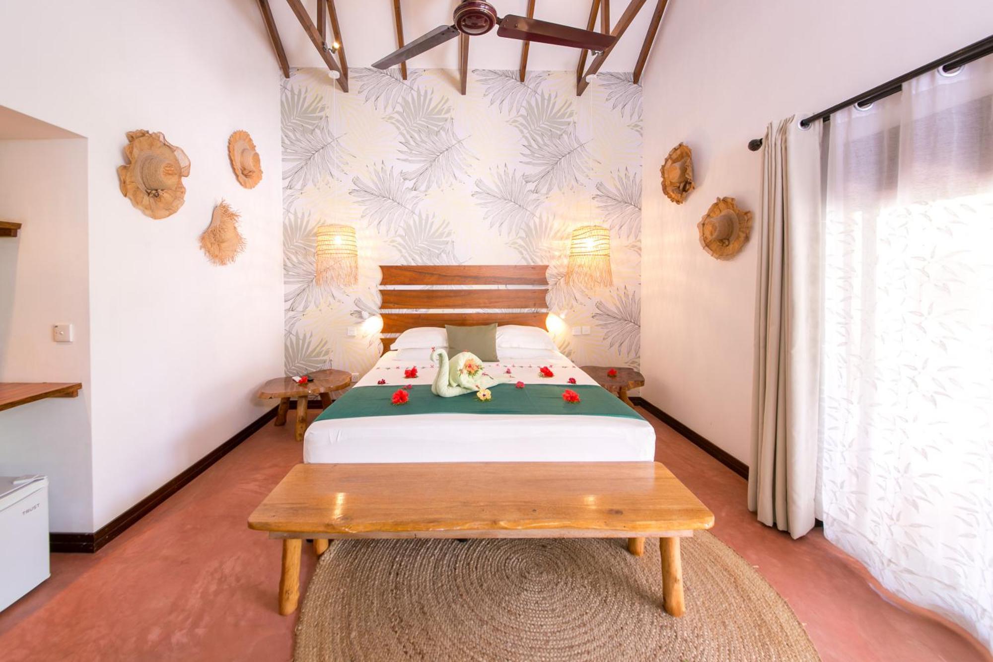 Les Lauriers Eco Hotel Anse Volbert Village Екстериор снимка